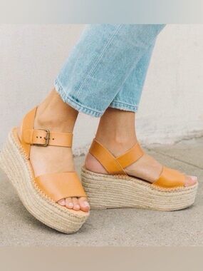 Soludos Minorca Tan Leather Espadrille Platform Wedges Sandals- Size 5
